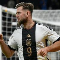 Hansi Flick lobt Niclas Füllkrug nach dem Doppelpack im Länderspiel gegen Peru.