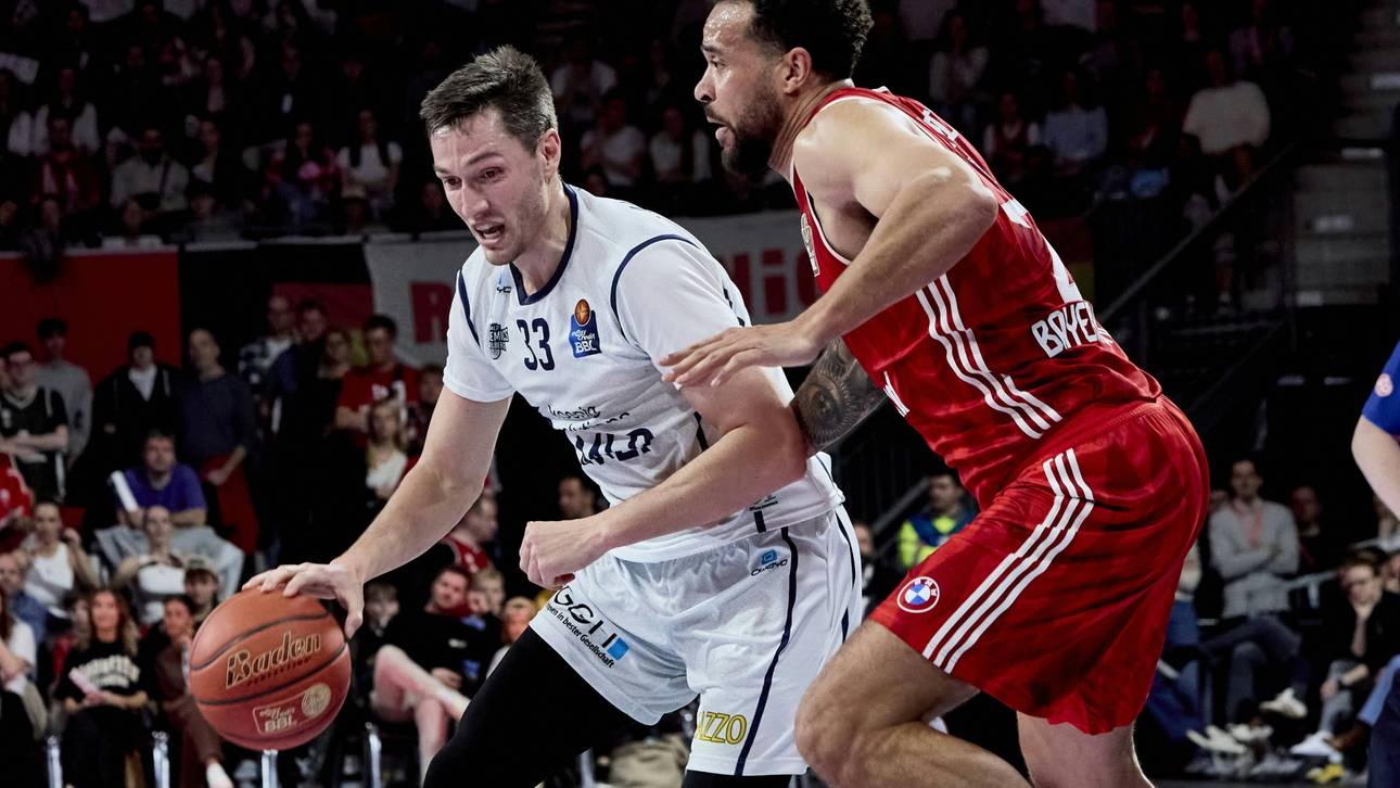 Bayern und Ulm marschieren im Gleichschritt