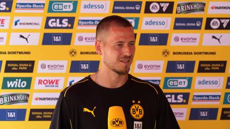 Die Konkurrenz für Waldemar Anton in der Innenverteidigung von Borussia Dortmund ist groß. Doch der BVB-Neuzugang geht selbstbewusst in die neue Saison.