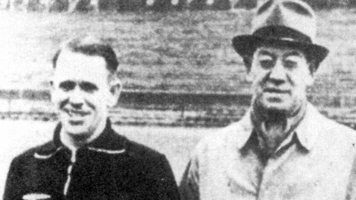 9:0 - LUXEMBURG (4. August 1936): Mit einem klaren Auftaktsieg bei Olympia 1936 in Berlin erfreute das Team von Reichstrainer Otto Nerz (r.) die Nazi-Regierung - das darauffolgende Aus gegen Norwegen vor Adolf Hitlers Augen wurde dann aber zu einem Politikum. Nerz wurde abgesetzt, Assistent Sepp Herberger übernahm