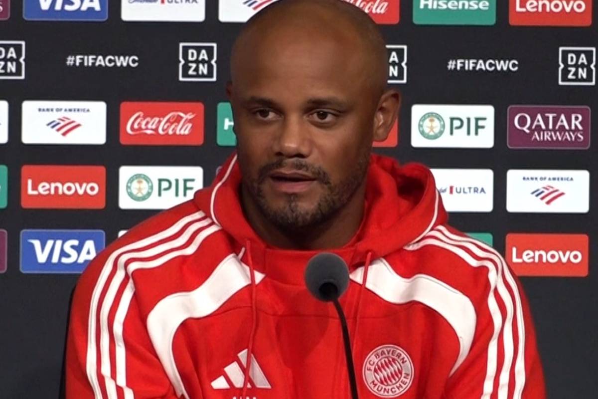 Wie fit ist Jamal Musiala vor dem Viertelfinal-Kracher bei der Klub-WM gegen Paris Saint-Germain? Bayerns Trainer Vincent Kompany will sich nicht in die Karten schauen lassen.
