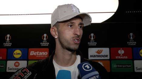 Atakan Karazor kassiert mit Abpfiff beim Spiel gegen die Young Boys Bern noch die Gelbe Karte nach Diskussionen mit dem Schiedsrichter. Außerdem schwärmt der VfB-Kapitän von den eigenen Fans.