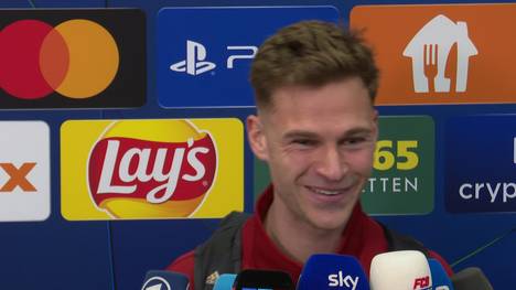 Joshua Kimmich spricht nach dem Sieg des FC Bayern gegen Bayer Leverkusen über die Verletzung von Manuel Neuer.