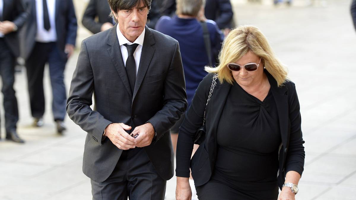 Bundestrainer Jogi Löw mit seiner Frau Daniela