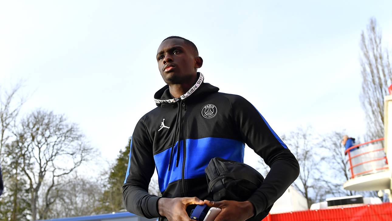 FCB: Kouassi beim Medizincheck