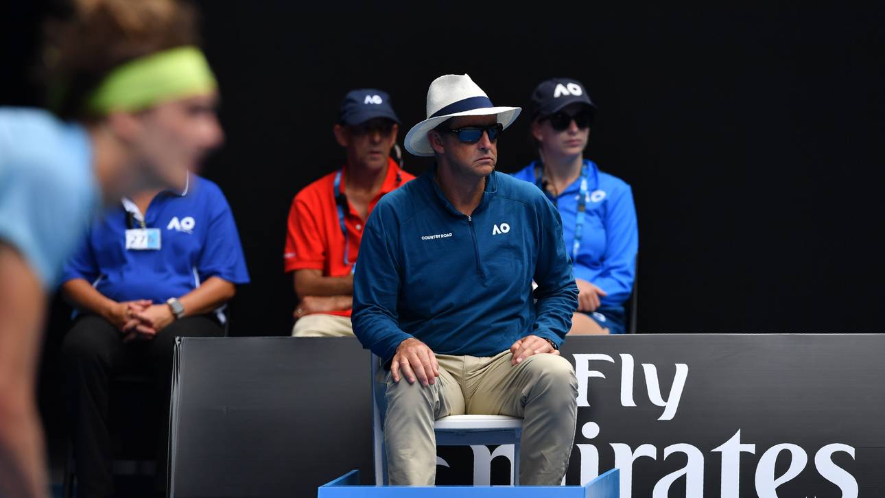 Tennis-Linienrichter vor dem Aus