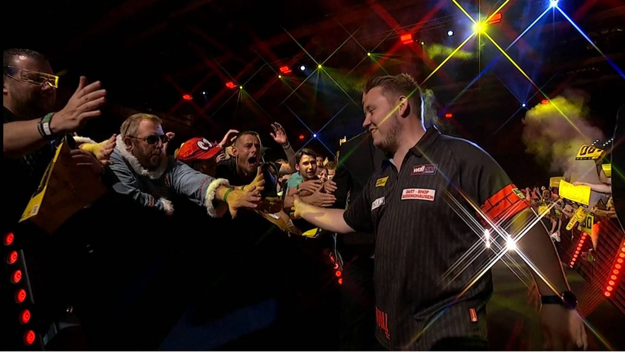 European Darts Matchplay: Schindler mit starkem Finish gegen Rydz