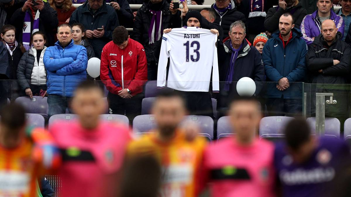 In Anlehnung an Astoris Rückennummer wurde das Spiel in der 13. Minute unterbrochen