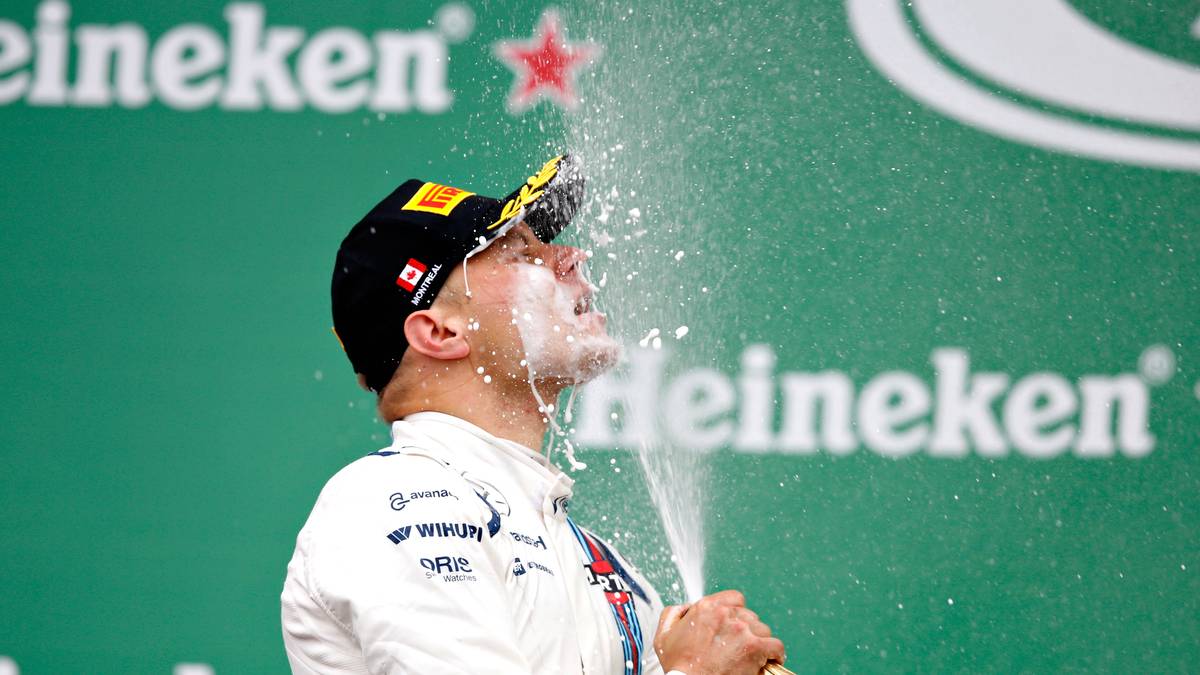 VALTTERI BOTTAS: Mercedes, Jahresgehalt 5,6 Millionen Euro, Vertrag bis Ende 2017 (plus Option). Valtteri Bottas hat das begehrte Cockpit an der Seite von Lewis Hamilton bei Mercedes gewonnen. Mit jährlich 5,6 Millionen wird er fürstlich entlohnt - zu Hamilton fehlen allerdings Welten