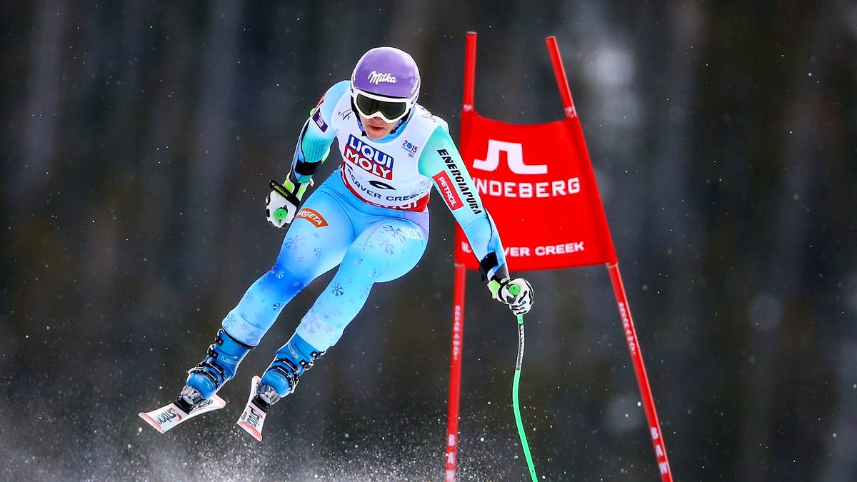 Doch ein paar Damen stehen noch oben. Unter anderem Tina Maze aus Slowenien, die sich vor Vonn schiebt