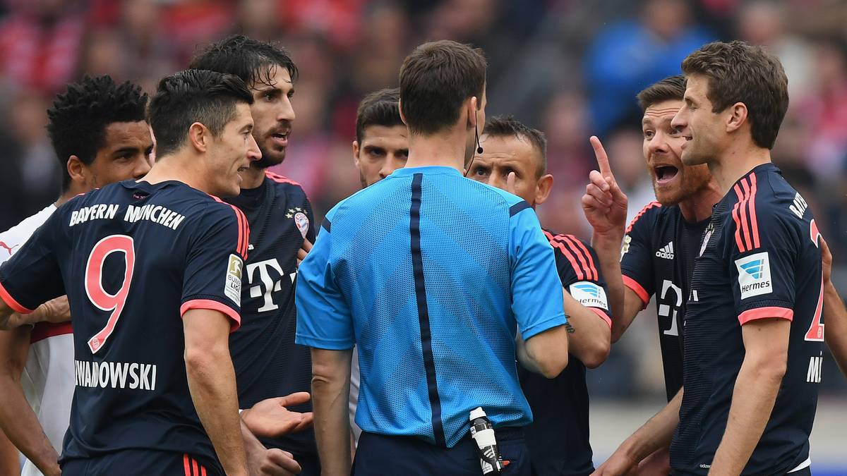 Schiedsrichter Bastian Dankert bekommt Münchner Gesellschaft