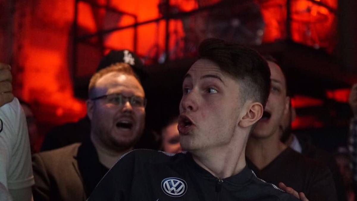 Zu den festen Größen der Wolfsburger eSports-Abteilung gehört Timo 'TimoX' Siep schon lange. Der Wolfsburger wurde bereits dreimal Vizeweltmeister und zweimal Deutscher Meister