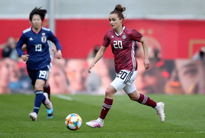 Fussball Nadine Angerer Kampft Fur Bessere Bezahlung Fur Frauen