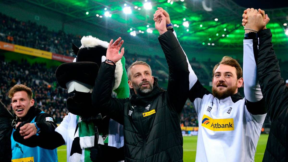 BORUSSIA MÖNCHENGLADBACH  - NOTE 1,5: Kaum ein Gladbach-Fan hätte sich vor Saisonbeginn träumen lassen, dass das System Marco Rose so schnell Früchte tragen würde. In der Bundesliga läuft es wie am Schnürchen. Auch der FC Bayern München wurde besiegt