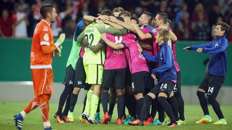 Jahn Regensburg v Hertha BSC - DFB Cup