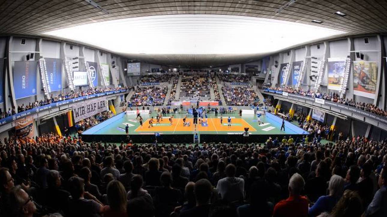 Hallen-Schock für Rekordmeister