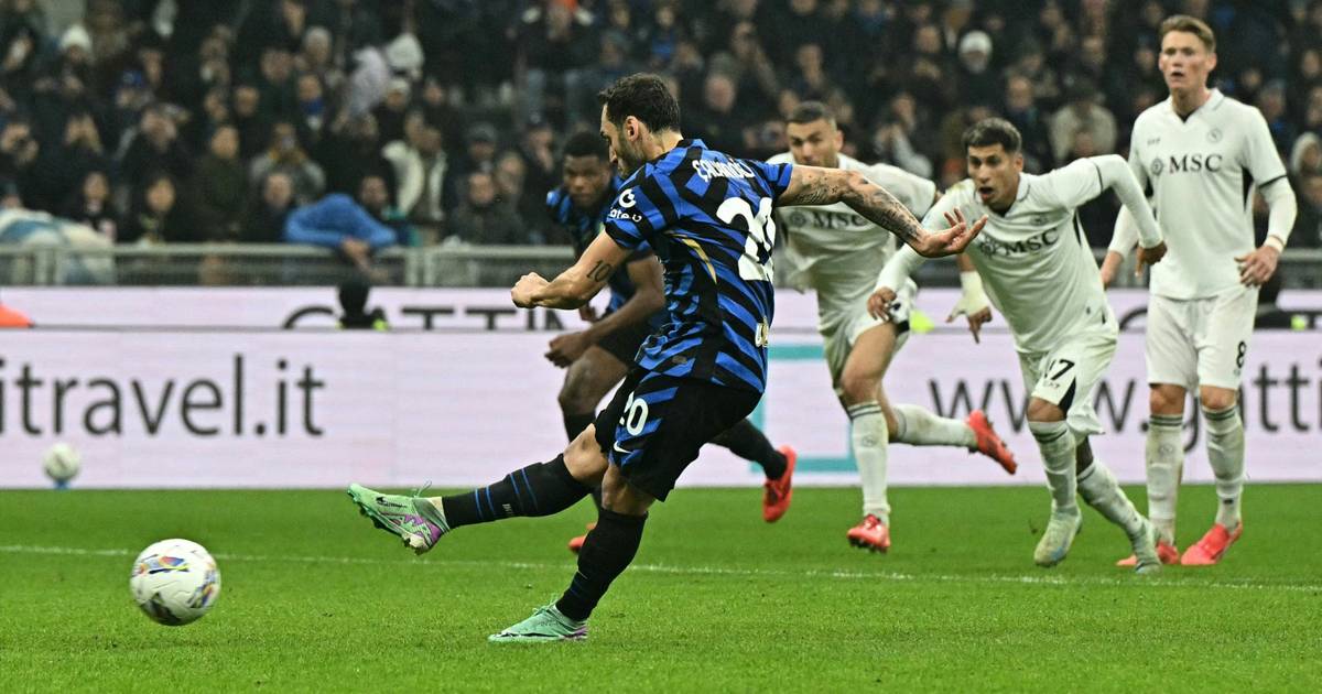 Bilhete Calhanoglu: Napoli marca no Inter
 #ÚltimasNotícias #Suiça