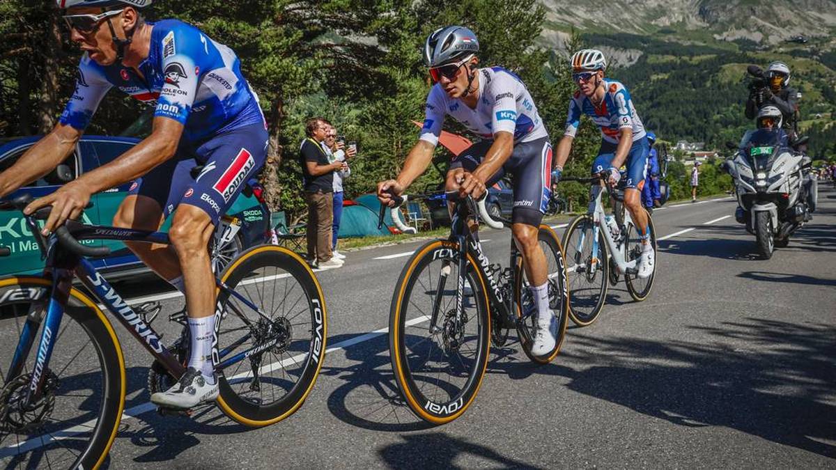 Die Tour de France biegt auf die Zielgerade ein