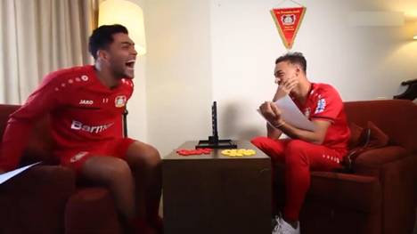 Nadiem Amiri und Karim Bellarabi sorgten in einem Quiz bei ihrem Ex-Klub Bayer 04 Leverkusen mit einem Lachflash für einen legendären Clip.