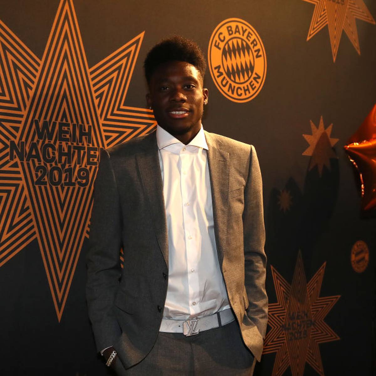 Alphonso Davies Will Beim Fc Bayern In Zukunft Wieder Vorne Spielen