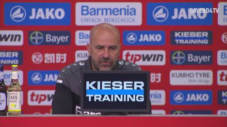 Mario Götze kann sich ein Engagement in Deutschland weiter vorstellen - sein ehemaliger BVB-Trainer Peter Bosz würde auch gerne wieder mit ihm zusammenarbeiten. Wäre da nicht eine entscheidende Kleinigkeit....