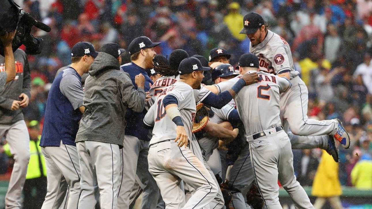 Astros ziehen in nächste Runde ein