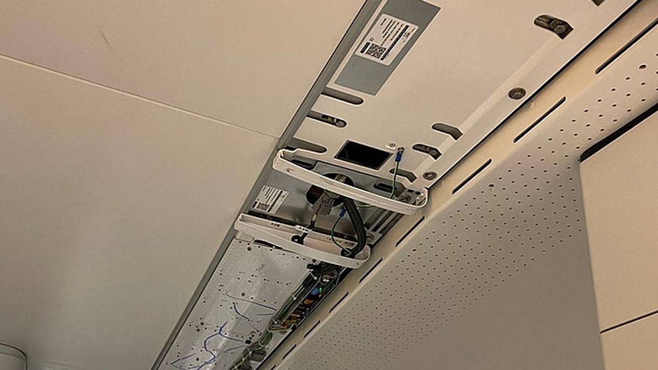 Magdeburg-Fans reißen Verkleidungen am Oberlicht aus der Decke