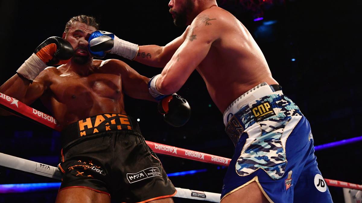 Bei seinem ersten Kampf bei "den Großen" ließ er jedoch gleich mal aufhorchen. Überraschend gewann der 1,91 Meter große Bellew gegen David Haye in der elften Runde und machte seinem Spitznamen "Bomber" alle Ehre