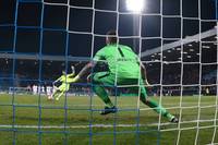 Bundesliga-Rückkehrer VfL Bochum hat seinen Aufwärtstrend dank Manuel Riemann auch im DFB-Pokal fortgesetzt. Alle Tore und Highlights im Video.