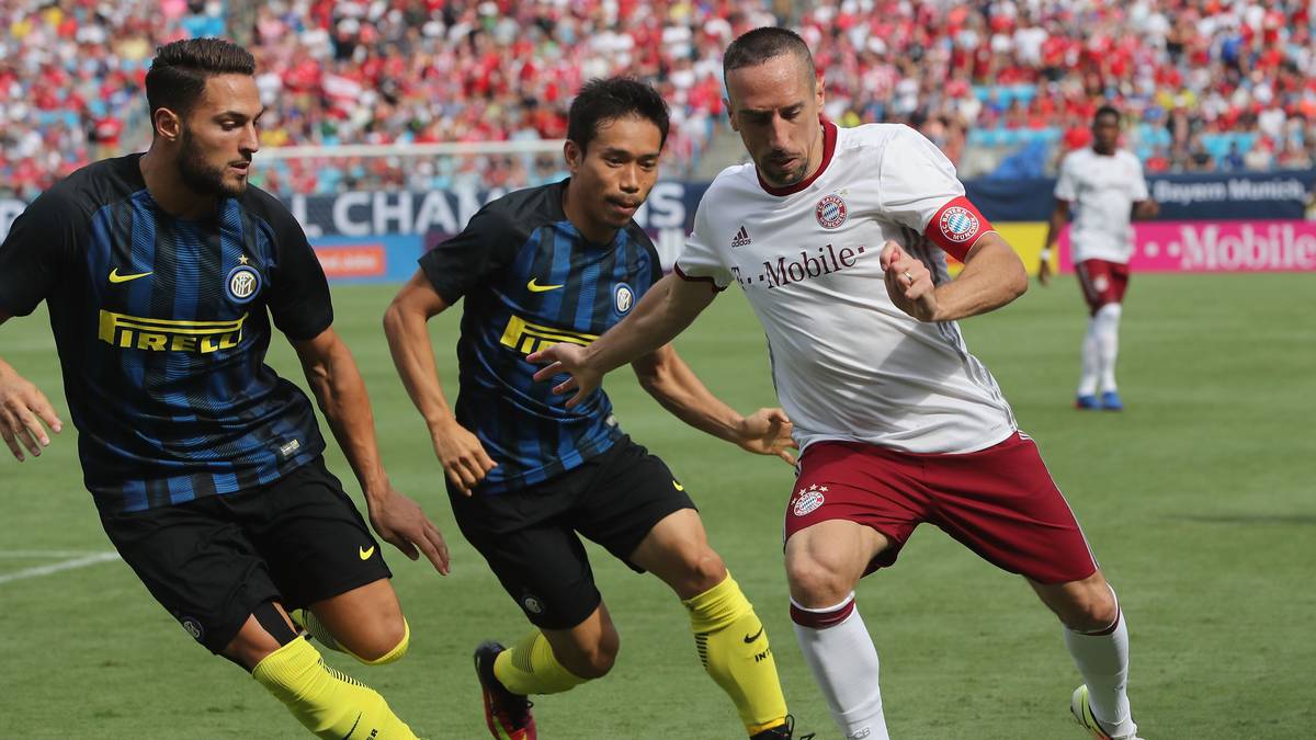 Hinzu kommt: In Italien sind gediente Profis jenseits der 30 höher angesehen als beispielsweise in Deutschland, auch wenn Bayerns Franck Ribery im Moment eine Ausnahme bildet. Inter soll laut Medienberichten jedenfalls Interesse haben