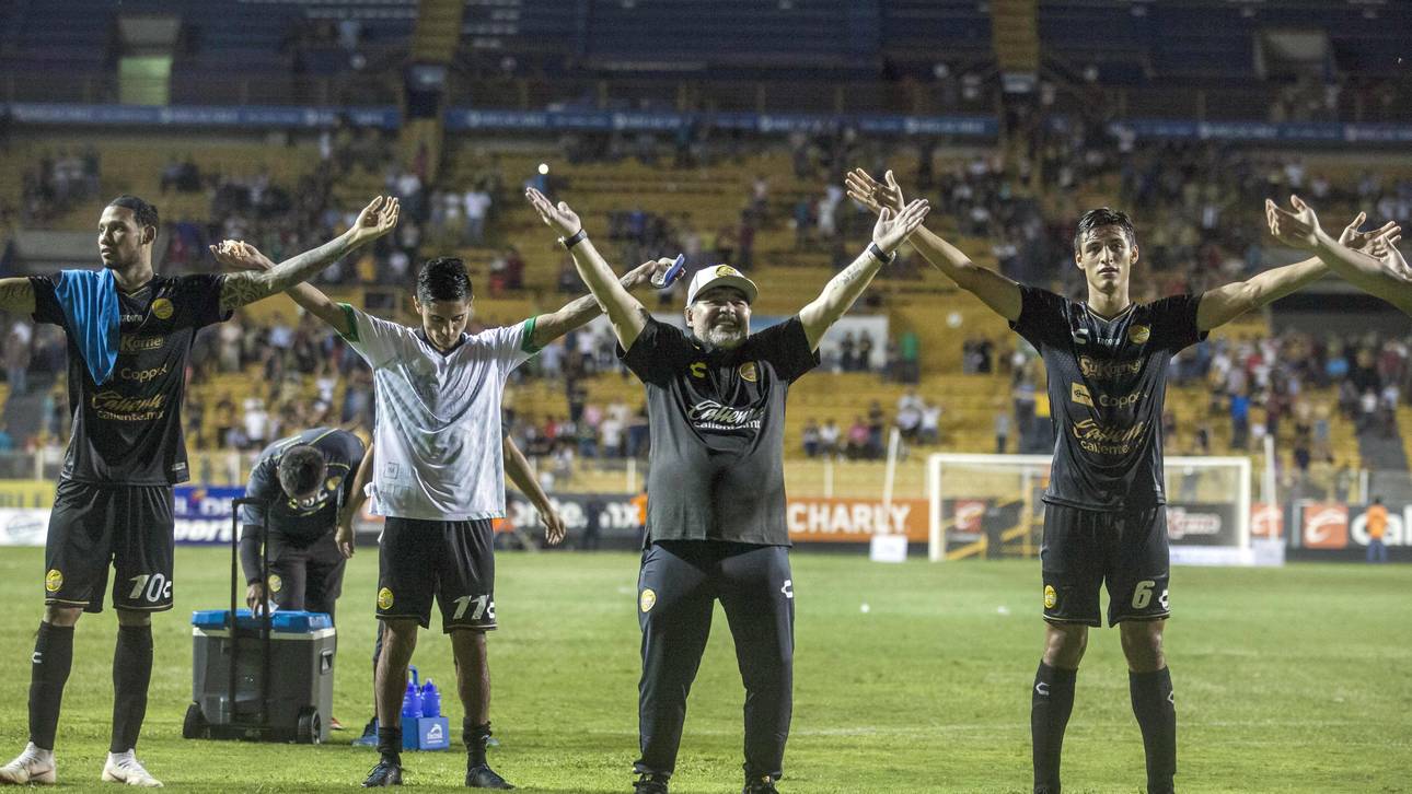 Maradona poltert nach Debüt-Sieg