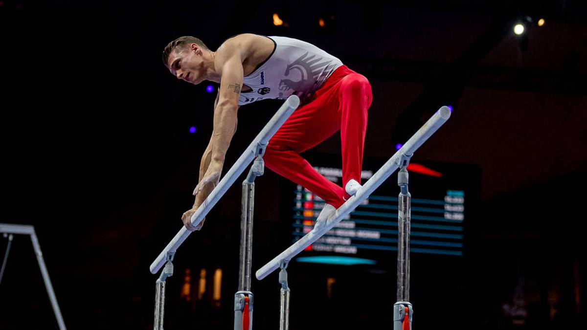 Turnen: Lukas Dauser ist DER deutsche Vorzeigeturner für Paris. An seinem Paradegerät, dem Barren, wurde er 2023 Weltmeister und danach auch Deutschlands Sportler des Jahres. In Paris will er Gold.
