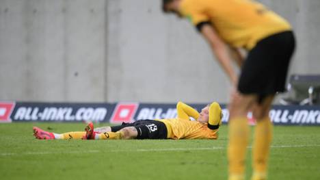 Dynamo Dresden hat den verpassten Klassenerhalt in der 2. Bundesliga offenbar noch immer nicht akzeptiert.
Offenbar fordern die Sachsen nun eine Aufstockung der bisher 18 Mannschaften im Fußball-Unterhaus. 
