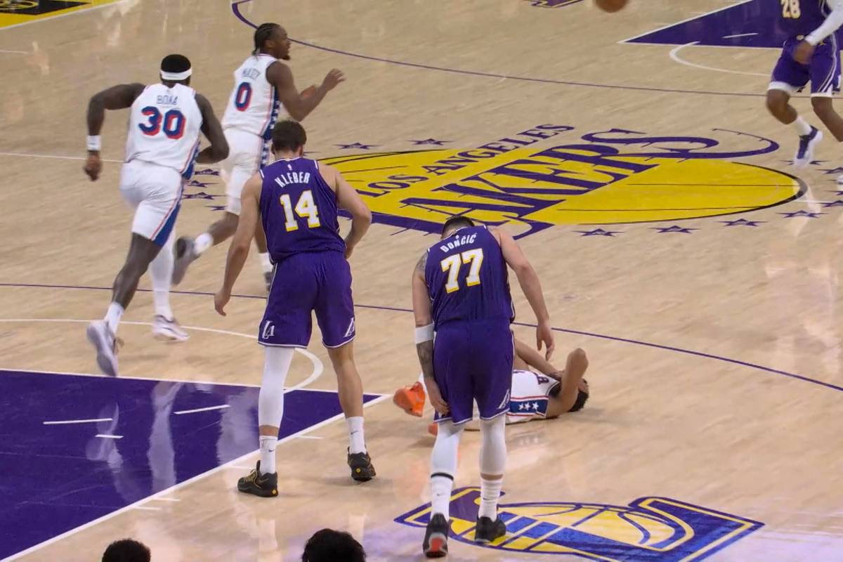 Große Sorge! Nach dieser Szene stapft Doncic sofort in die Kabine