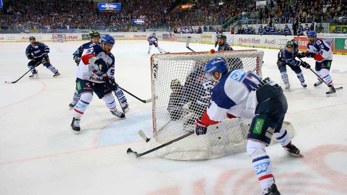 Somit wird es nicht zum entscheidenden siebten Spiel am Freitag kommen. Dann werden in der SAP-Arena in Mannheim dennoch die Lichter angeworfen - zur Meister-Party!