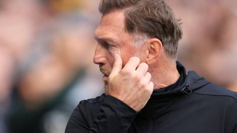 Der VfL Wolfsburg hat einen neuen Trainer! Ralph Hasenhüttl steht fortan an der Seitenlinie des VfL und unterschreibt einen langfristigen Vertrag. 