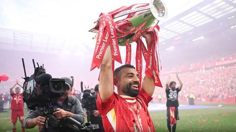 Nach der Abschiedsankündigung von Mohamed Salah würdigt Liverpool-Legende Steven Gerrard den Ägypter. Gerrard stellt Salah auf eine Stufe mit den großen Liverpool-Legenden.