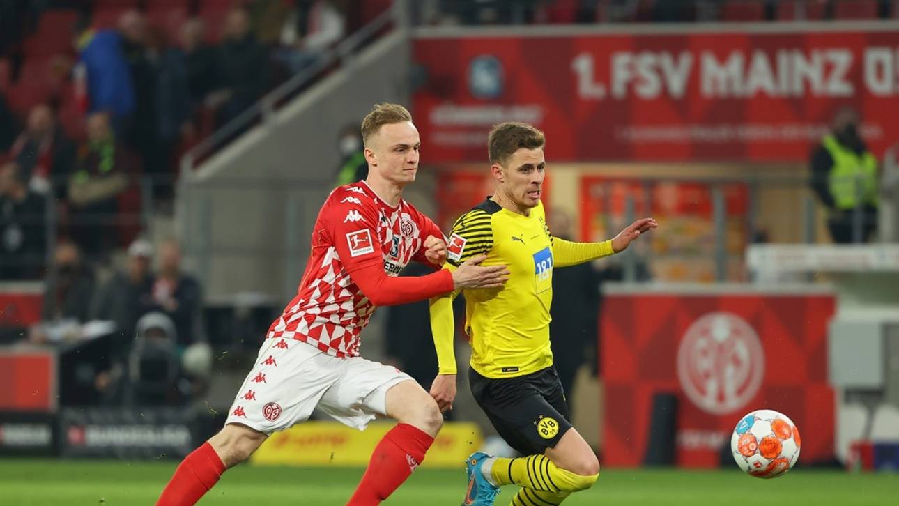 Schalke leiht Tauer von Mainz aus