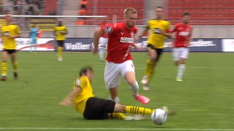 Für den BVB war es das erste Drittliga-Spiel seit der Saison 2014/15. Trotz Unterzahl gewinnen sie beim FSV Zwickau.