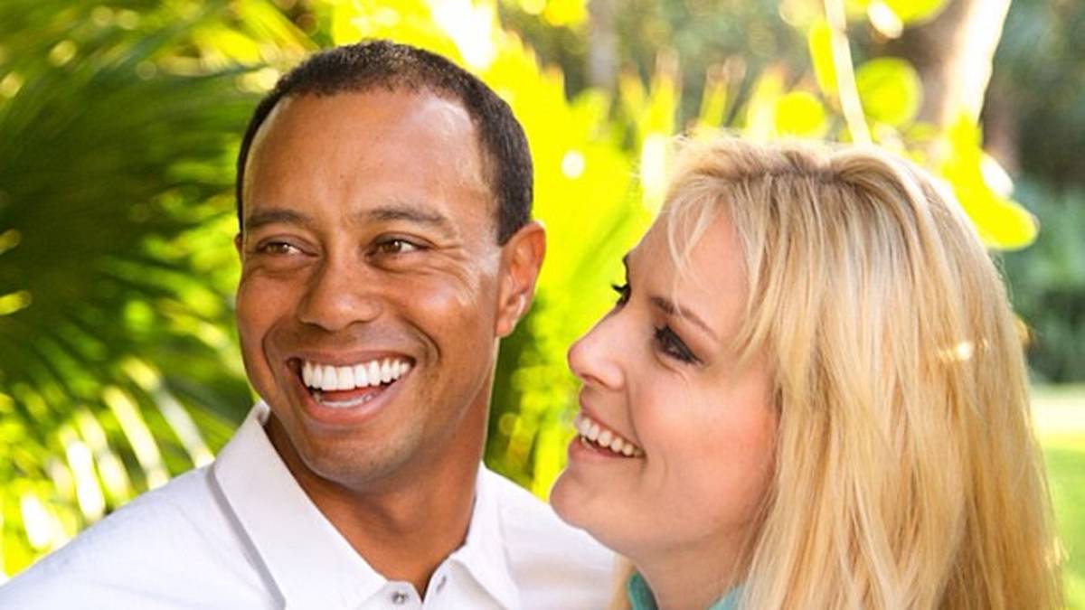 Über ihre Facebook-Profile präsentieren sich Vonn und Woods auf Fotos anschließend immer wie frisch verliebt. Sobald Fotografen in der Nähe waren, blickt die schöne Lindsey ihrem Tiger gerne tief in die Augen