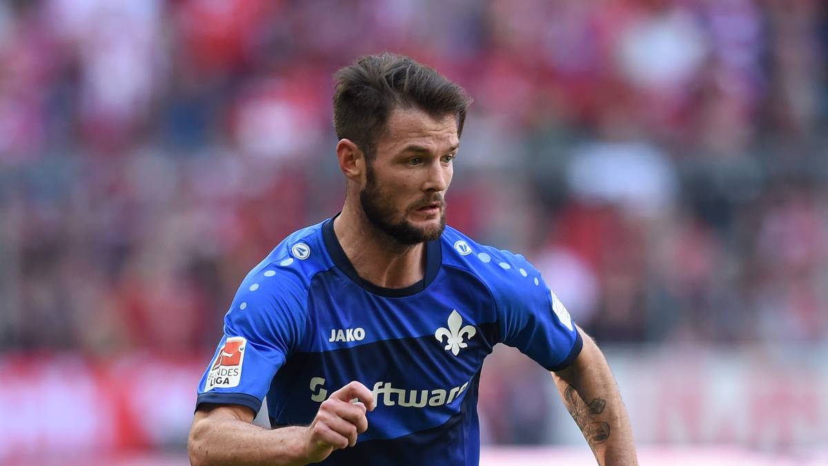 ZUGÄNGE: Marcel Heller (Darmstadt 98), Rani Khedira (RB Leipzig/ beide ablösefrei), Fabian Giefer (Schalke 04/750.000), Marco Richter, Julian Günther-Schmidt (beide eigene Jugend), Erik Thommy (Jahn Regensburg), Shawn Parker (1. FC Nürnberg), Daniel Opare (RC Lens/alle Leih-Ende), Michael Gregoritsch (Hamburger SV/5 Millionen), Sergio Córdova (Caracas FC), Kilian Jakob (1860 München)