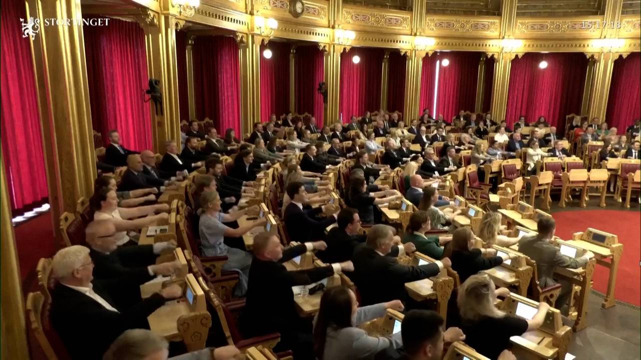 WM 2026: Kurios! Hier rudert das norwegische Parlament