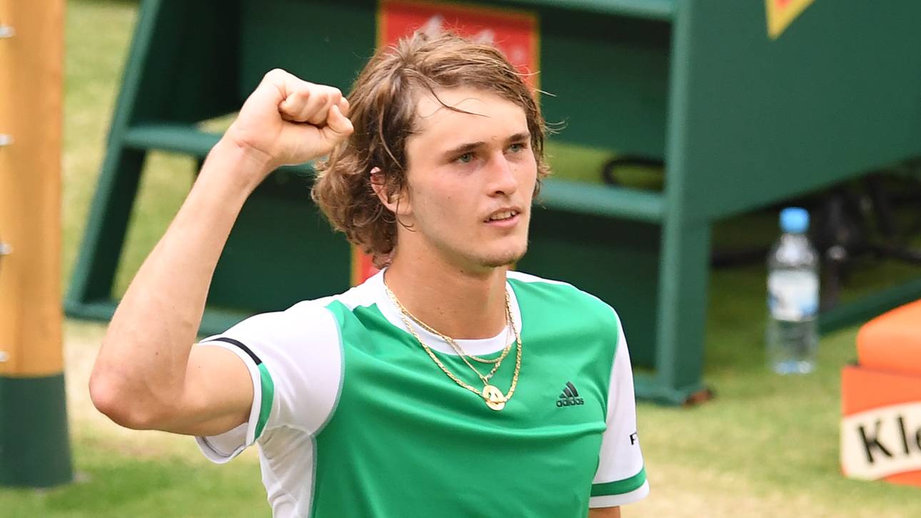 Zverev siegt, Federer schlägt Mayer