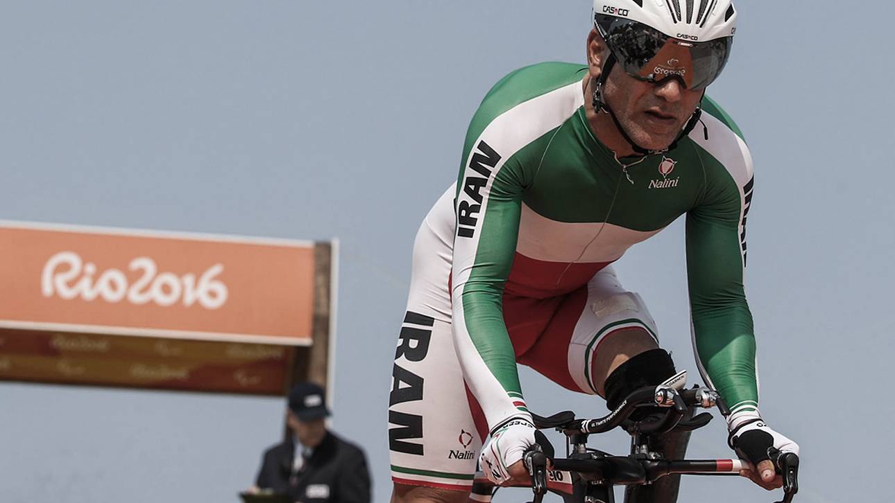 Radfahrer stirbt nach Horror-Unfall