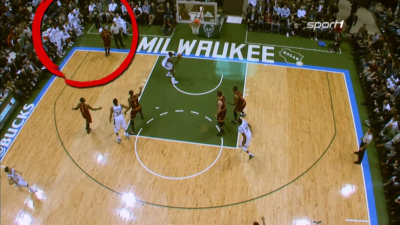 Peinliches Play: NBA-Star zum Rapport