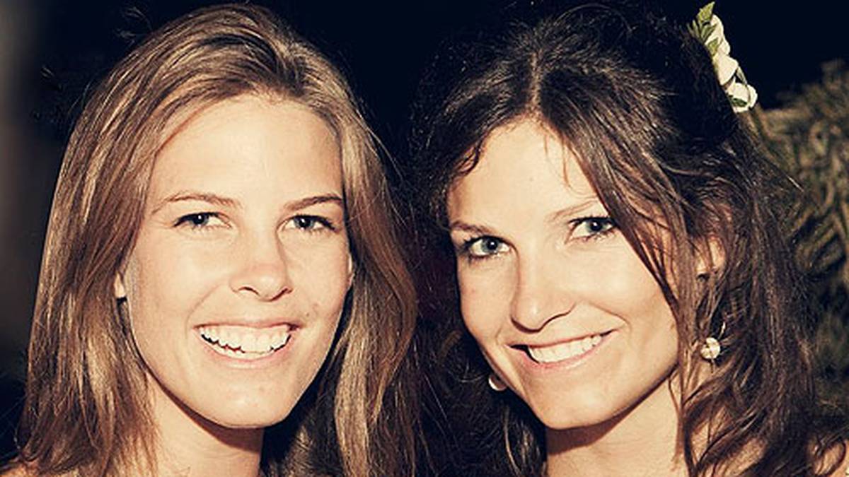 Es waren die heißesten Olympischen Winterspiele - nicht nur aufgrund der Temperaturen in Sotschi. Auch die Athletinnen trugen ihren Teil dazu bei. Julia Mancuso und Torah Bright zum Beispiel. Snowboard-Queen Torah Bright (l.) aus Australien und Ski-Alpin-Speed-Lady Julia Mancuso aus den USA (Quelle: facebook/Julia Mancuso)