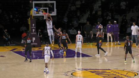 Anthony Davis zeigt sich pünktlich zu den anstehenden Playoffs aggressiv und zeigt sich nach Verletzung in Bestform.