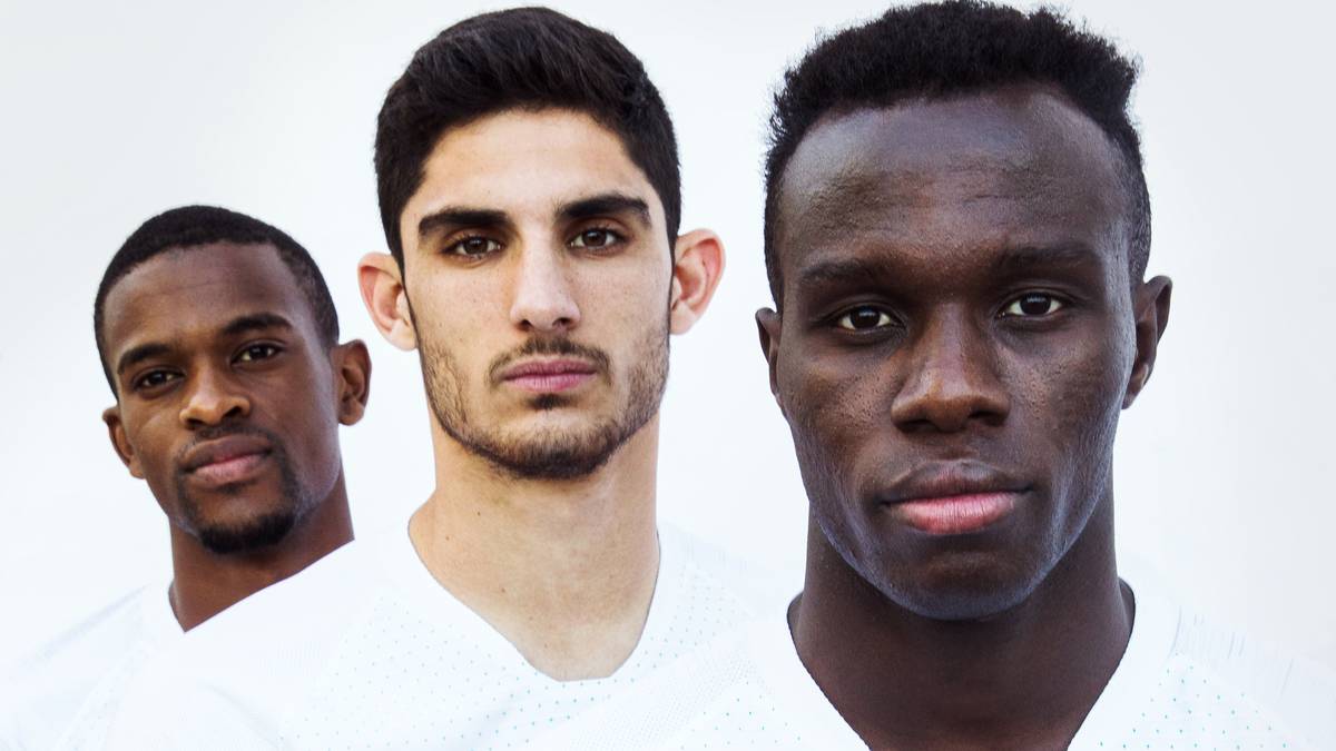 Das gilt auch für das Auswärtstrikot. Ob Leipzigs Bruma, Valencias Guedes und Barcelonas Semedo hiermit den WM-Coup landen?