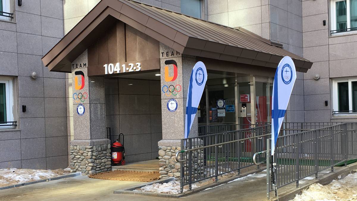 Hier geht es rein: Zusammen mit den deutschen Athleten wohnen unter anderem auch die Sportler aus Finnland in diesem Gebäude