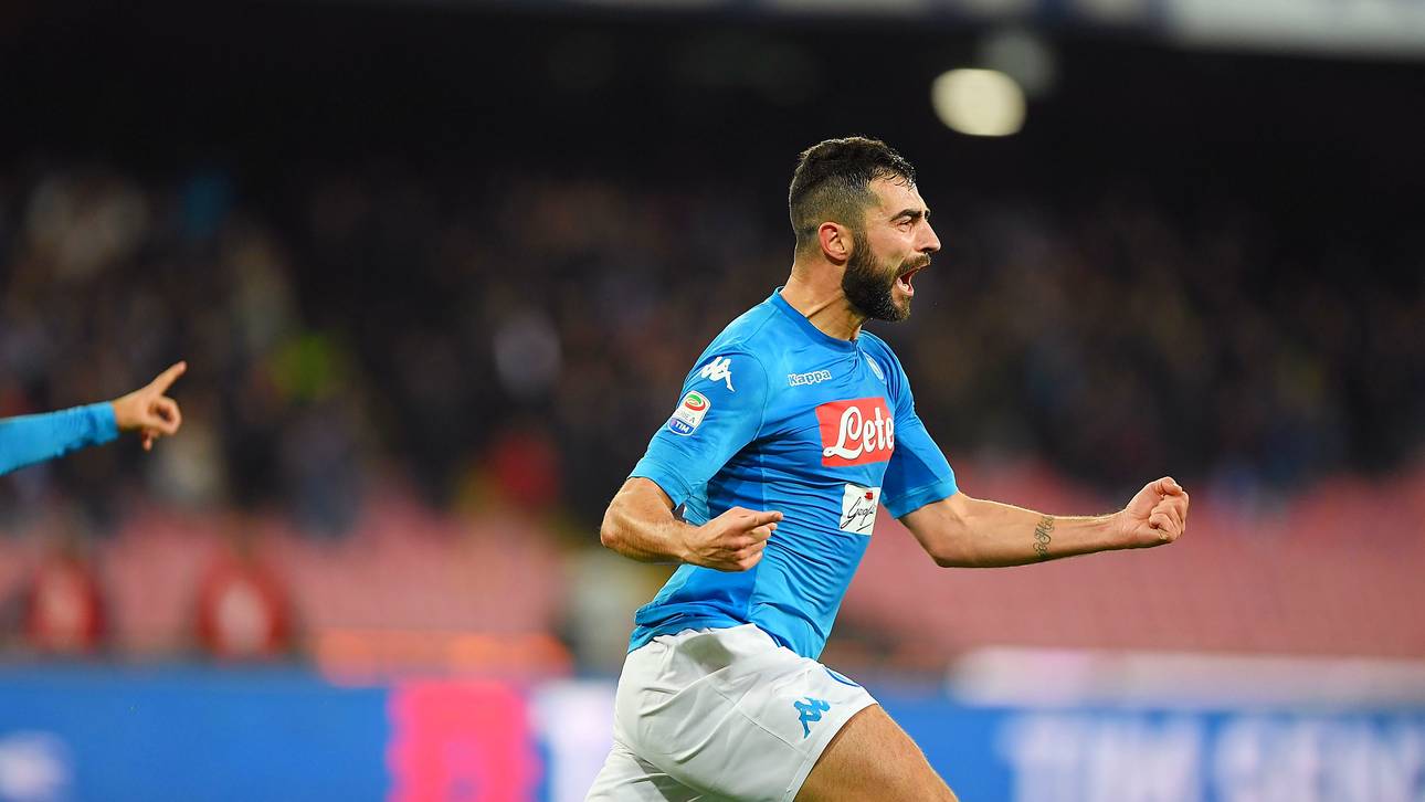 Neapel macht Titelkampf spannend